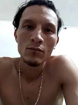 Snapshot of xXAndreyAndMariaXx chatting on November 17, 2025, 6:57 pm xXAndreyAndMariaXx online show from November 17, 2025, 6:57 pm