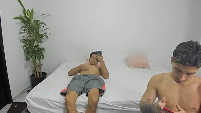 shark boy28 online show from November 15, 2025, 3:59 am