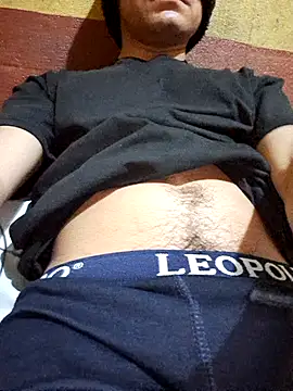 Snapshot of Dav354 chatting on November 9, 2025, 7:39 am Dav354 online show from November 9, 2025, 7:39 am