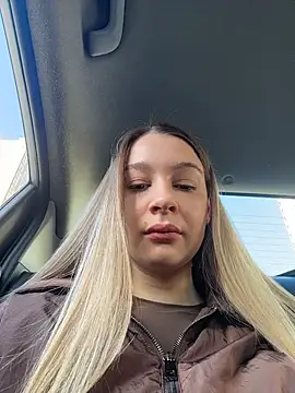 SashaCatt online show from April 2, 2026, 8:12 am