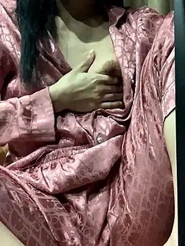 Tiny-122 online show from January 15, 2026, 6:00 pm