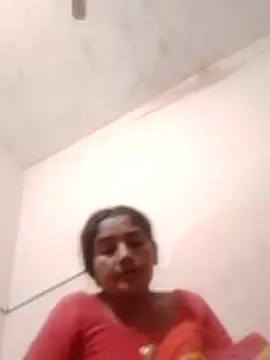 Snapshot of Seema_ji12 chatting on December 14, 2025, 3:39 pm Seema ji12 online show from December 14, 2025, 3:39 pm