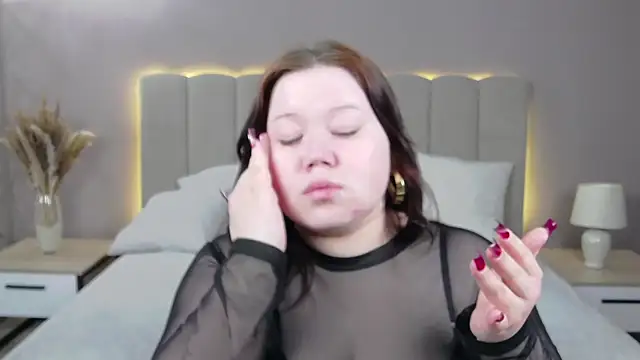 Snapshot of EvaNova_ chatting on March 1, 2026, 5:31 am EvaNova online show from March 1, 2026, 5:31 am