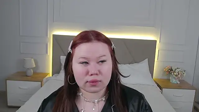 Snapshot of EvaNova_ chatting on March 26, 2026, 10:32 am EvaNova online show from March 26, 2026, 10:32 am