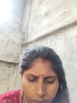Snapshot of Maya_mohni chatting on May 2, 2026, 2:38 am Maya mohni online show from May 2, 2026, 2:38 am