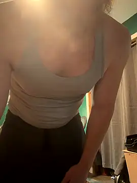 Redxxxz online show from November 8, 2025, 3:56 pm