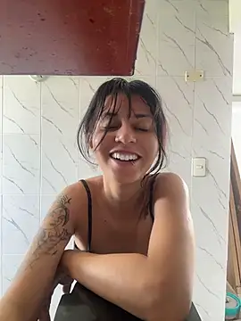 Snapshot of Tamara_Aluna_ chatting on June 25, 2026, 4:00 pm Tamara Aluna online show from June 25, 2026, 4:00 pm