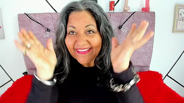 Victoriaa Anderson online show from February 18, 2026, 2:13 pm