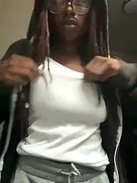 tj022025 online show from November 8, 2025, 9:02 pm