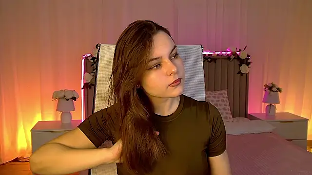 Snapshot of FrancescaCavaliere chatting on March 22, 2026, 9:45 am FrancescaCavaliere online show from March 22, 2026, 9:45 am