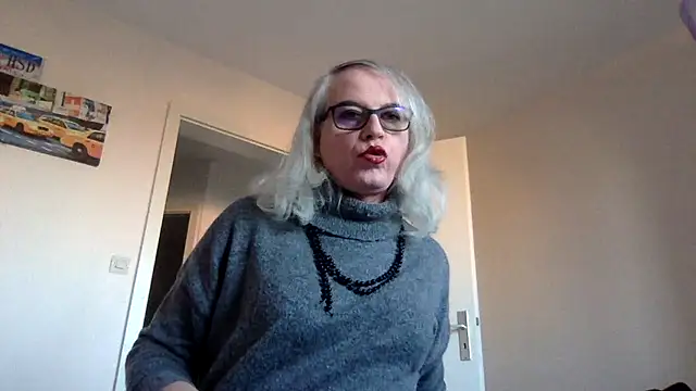 nicohumm online show from January 18, 2025, 2:44 pm