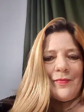 karlaanqui1 online show from January 17, 2026, 2:00 pm