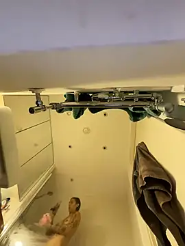 Snapshot of VenusEliteCo chatting on November 11, 2025, 12:05 pm VenusEliteCo online show from November 11, 2025, 12:05 pm