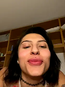 Snapshot of VenusEliteCo chatting on November 14, 2025, 1:37 am VenusEliteCo online show from November 14, 2025, 1:37 am