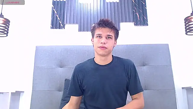 Liam York  online show from March 27, 2026, 8:08 pm