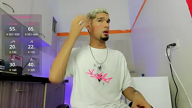 Carlitos sexy online show from November 16, 2025, 1:11 am