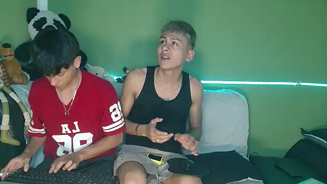 Snapshot of Kurt_williams1 chatting on December 13, 2025, 7:53 pm Kurt williams1 online show from December 13, 2025, 7:53 pm