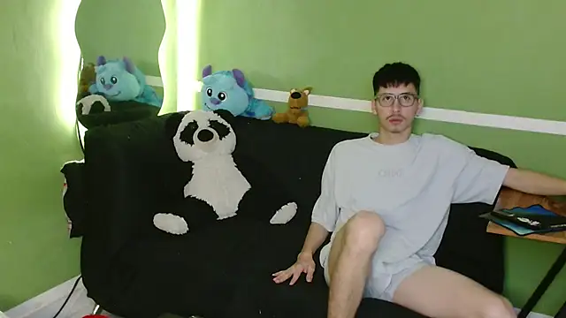 Snapshot of Kurt_williams1 chatting on February 12, 2026, 11:05 am Kurt williams1 online show from February 12, 2026, 11:05 am