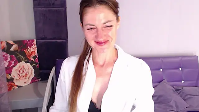Snapshot of Katerina__Ray chatting on July 16, 2026, 5:35 am Katerina Ray online show from July 16, 2026, 5:35 am