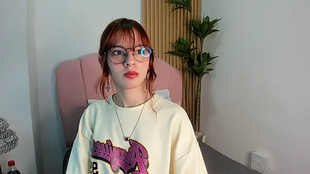 scarlett smith 3 online show from January 7, 2026, 2:14 am