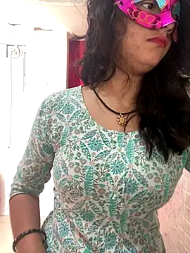 Snapshot of Red_Queen_11 chatting on November 30, 2025, 9:02 am Red Queen 11 online show from November 30, 2025, 9:02 am