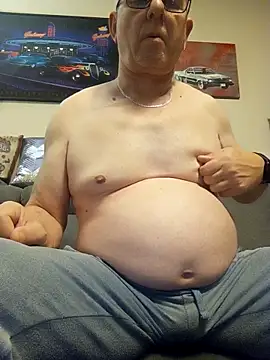 andy-1961 online show from December 5, 2025, 7:43 pm