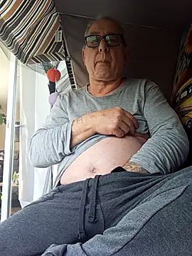 andy-1961 online show from February 26, 2026, 1:54 pm