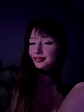 Snapshot of Aurora_Blooom chatting on November 9, 2025, 6:39 pm Aurora Blooom online show from November 9, 2025, 6:39 pm