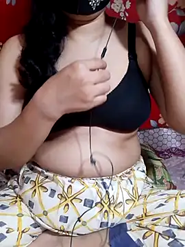 HotGirl23231 online show from April 2, 2026, 6:16 pm