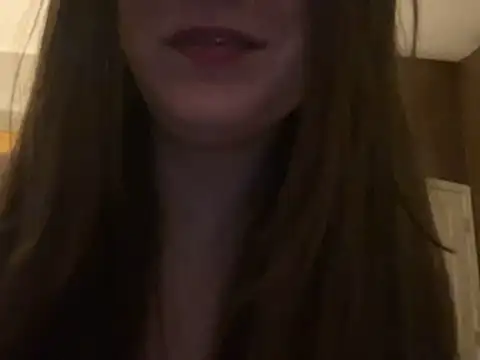 Kayluvs88 online show from April 21, 2026, 2:51 am