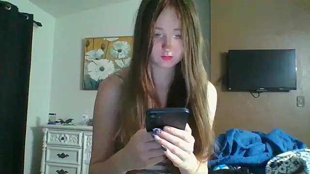 Snapshot of Kayluvs88 chatting on April 29, 2026, 4:16 am Kayluvs88 online show from April 29, 2026, 4:16 am