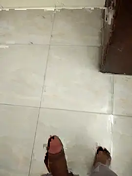 tanvir69777 online show from November 10, 2025, 12:42 am