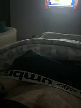 Snapshot of simeonehivd chatting on March 27, 2026, 12:05 am simeonehivd online show from March 27, 2026, 12:05 am