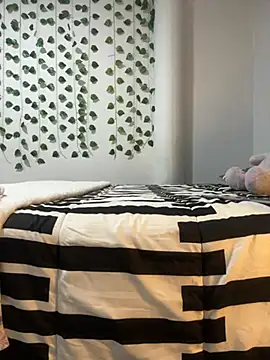 Snapshot of Mazet01 chatting on February 23, 2026, 10:29 pm Mazet01 online show from February 23, 2026, 10:29 pm