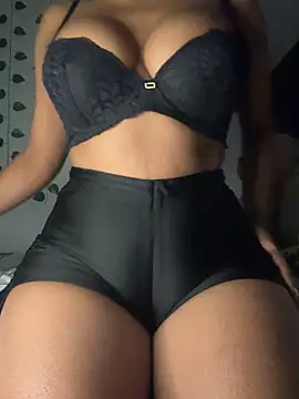 Mazet01 online show from April 12, 2026, 10:59 pm