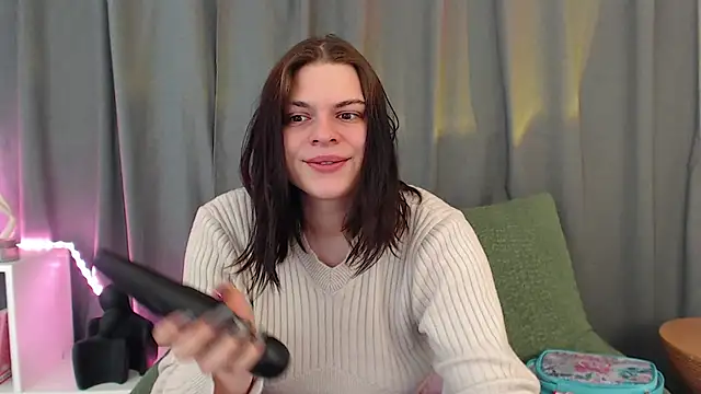 Dona Mafia online show from December 5, 2025, 12:30 am