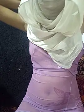 Sachi girl001 online show from November 18, 2025, 4:44 pm