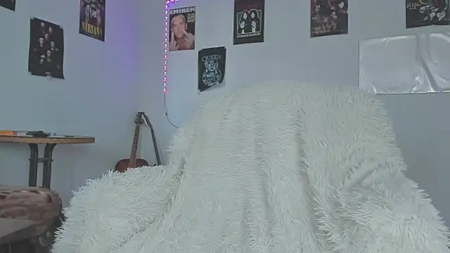 Huntall77 online show from March 27, 2026, 8:26 am