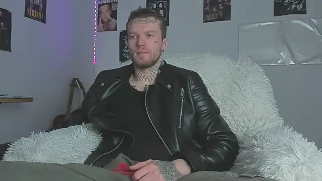 Huntall77 online show from March 28, 2026, 4:45 am