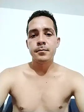 Snapshot of Damian-liam chatting on November 16, 2025, 6:19 am Damian-liam online show from November 16, 2025, 6:19 am