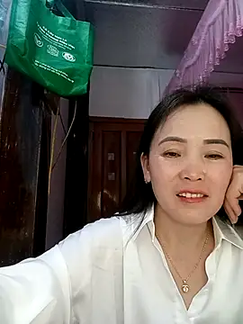 Feeling-hot online show from March 16, 2026, 3:16 pm