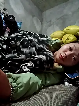 vangkt-cute online show from November 21, 2025, 10:41 pm