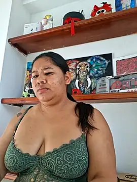 Snapshot of Sarahy- chatting on July 16, 2026, 12:44 pm Sarahy- online show from July 16, 2026, 12:44 pm