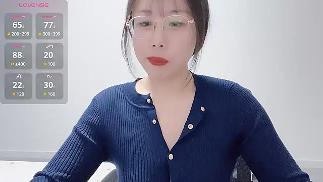 suisui322 online show from December 18, 2025, 2:12 pm