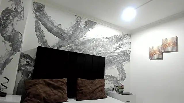 lilithDraven  online show from February 13, 2026, 3:57 am