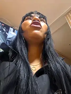 lilithDraven  online show from March 16, 2026, 4:07 am