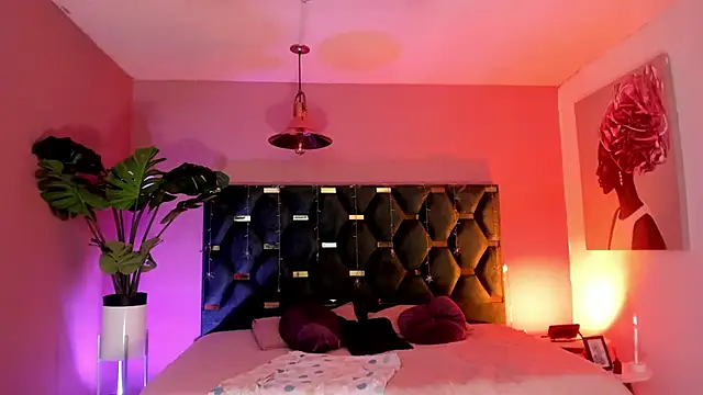 Velvet Dreamss online show from March 17, 2026, 11:35 am