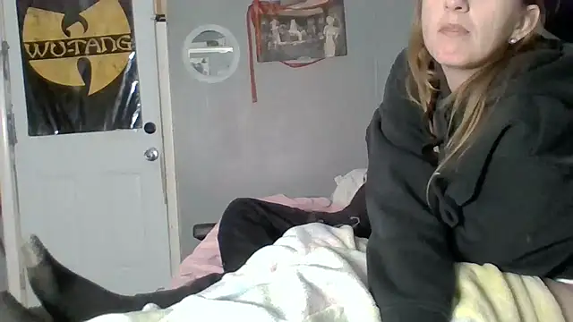 sexxxilexxxi44 online show from February 20, 2026, 12:05 pm