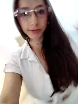 Samantha curvy1 online show from November 20, 2025, 6:18 pm