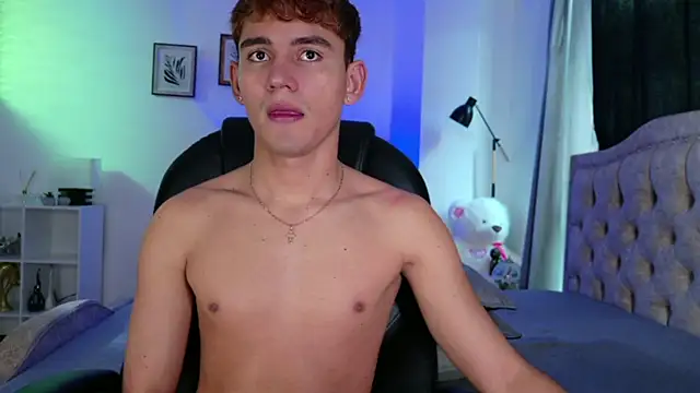 estebanperez 26 online show from April 1, 2026, 12:17 pm